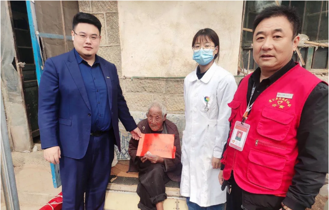 愛在重陽節(jié)，慰問暖人心